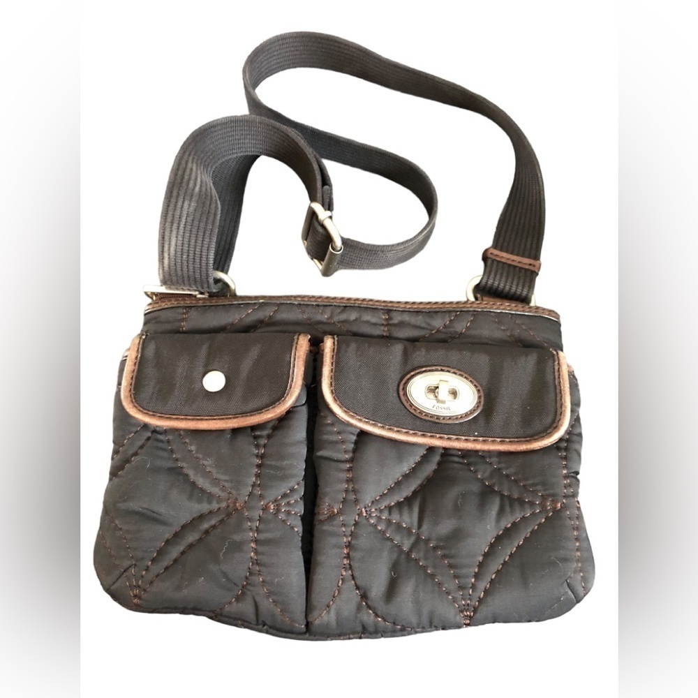 Fossil Key Per Quilted Black Crossbody Shoulder Bag Wide Strap Pockets 11X8”